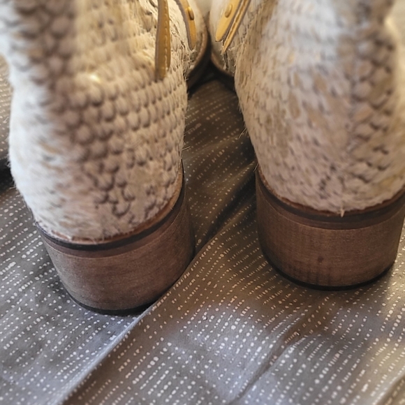 Booties - Picture 3 of 5